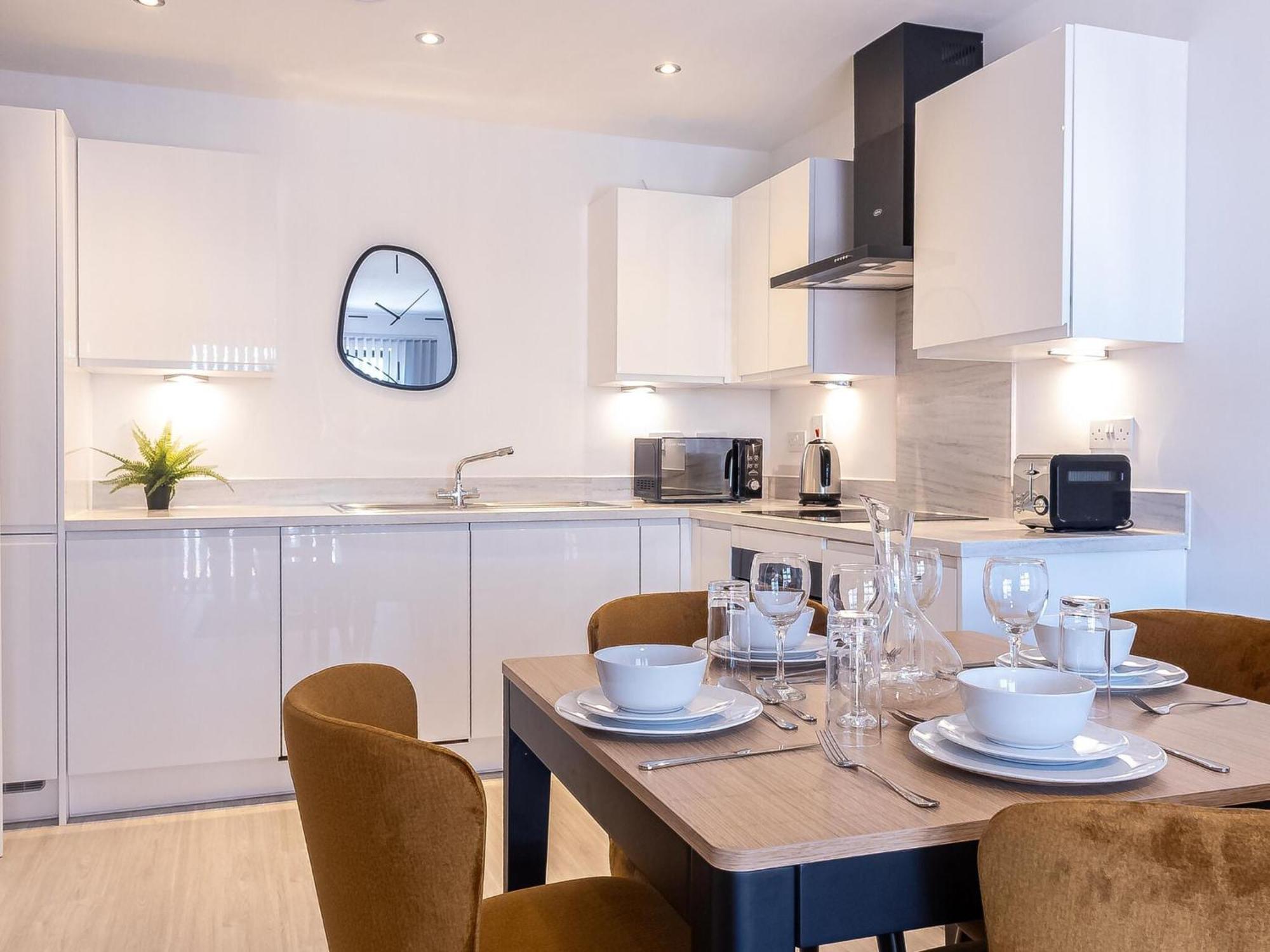 Pristine 1 And 2 Bedroom Apartments Near Business District By Belvilla Birmingham Eksteriør billede