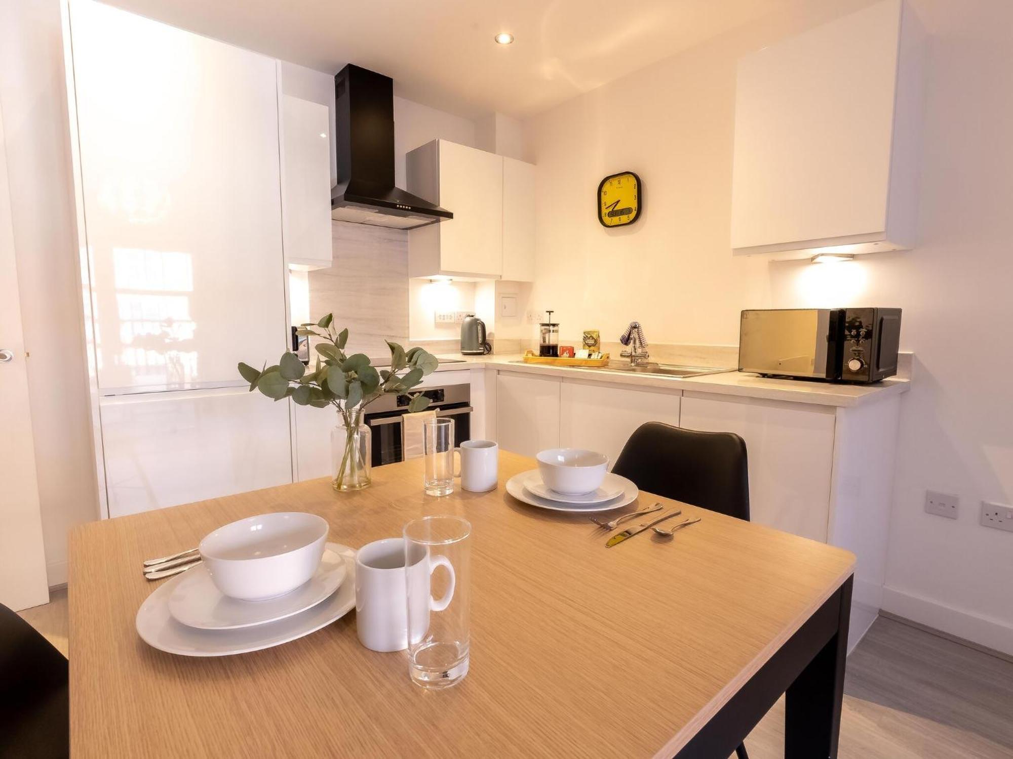 Pristine 1 And 2 Bedroom Apartments Near Business District By Belvilla Birmingham Eksteriør billede